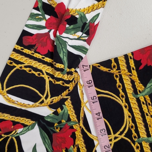 RAFAELLA Floral gold rope pattern shoulder button detail top Med. - Picture 8 of 9